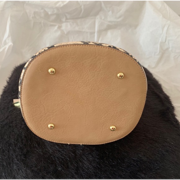 Snakeskin handbag - Picture 4 of 8